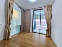Marine Blue (D15), Condominium #610121101